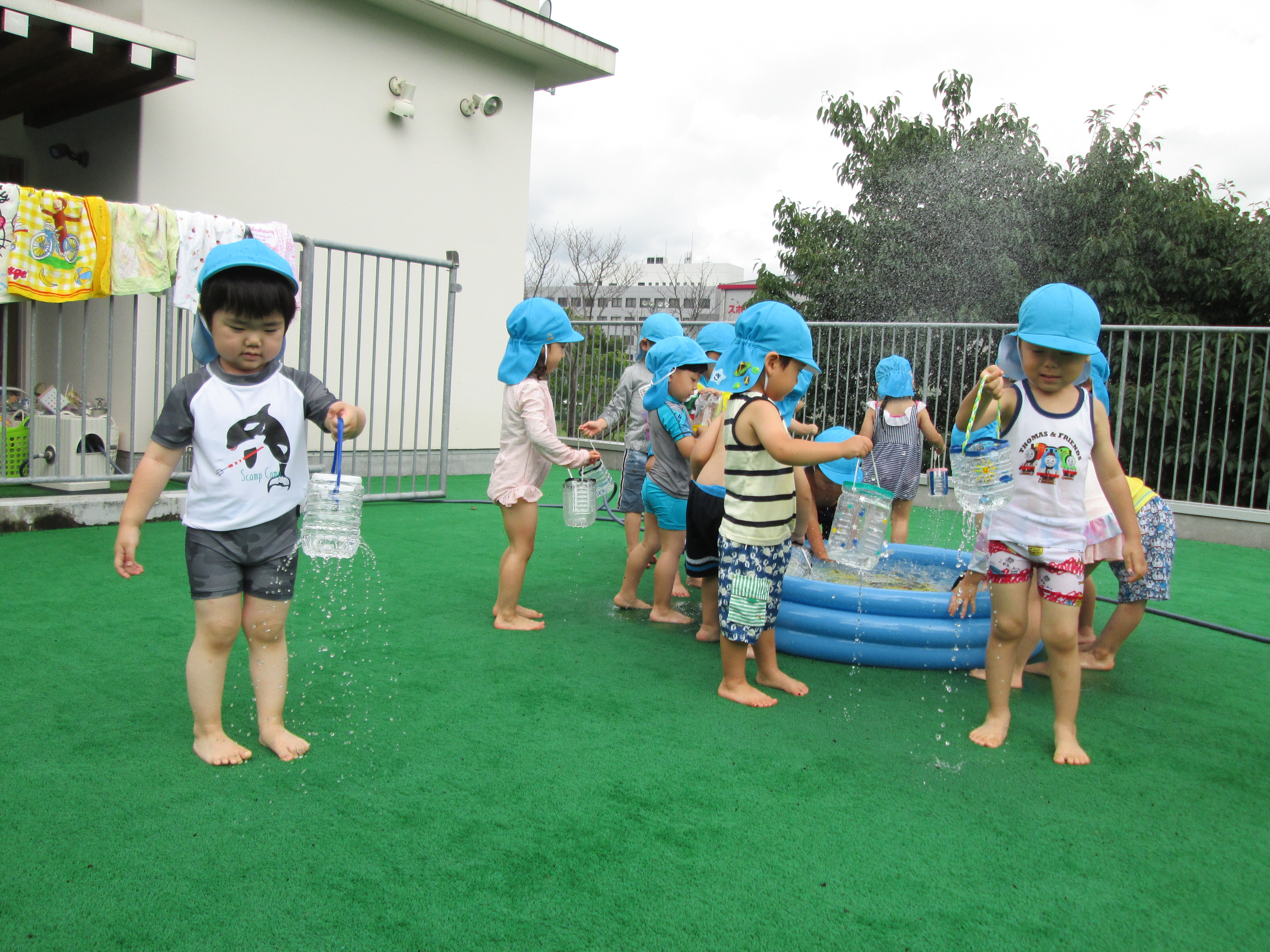 プール遊び 夏期保育 熊本学園大学付属 敬愛幼稚園